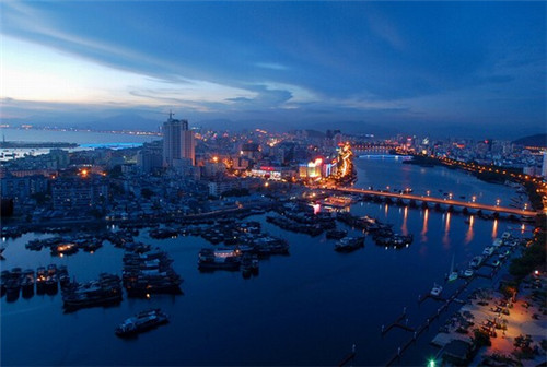 砂锅加盟店有没有不需要加盟费的，加盟懒大叔砂锅饭是否有投资价值